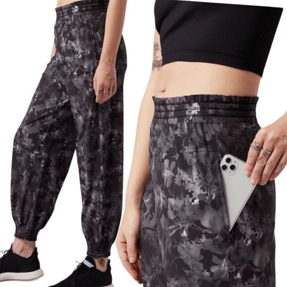 Athleta Women's Savannah Jogger in Lumen Floral Black size 8 - Picture 2 of 9